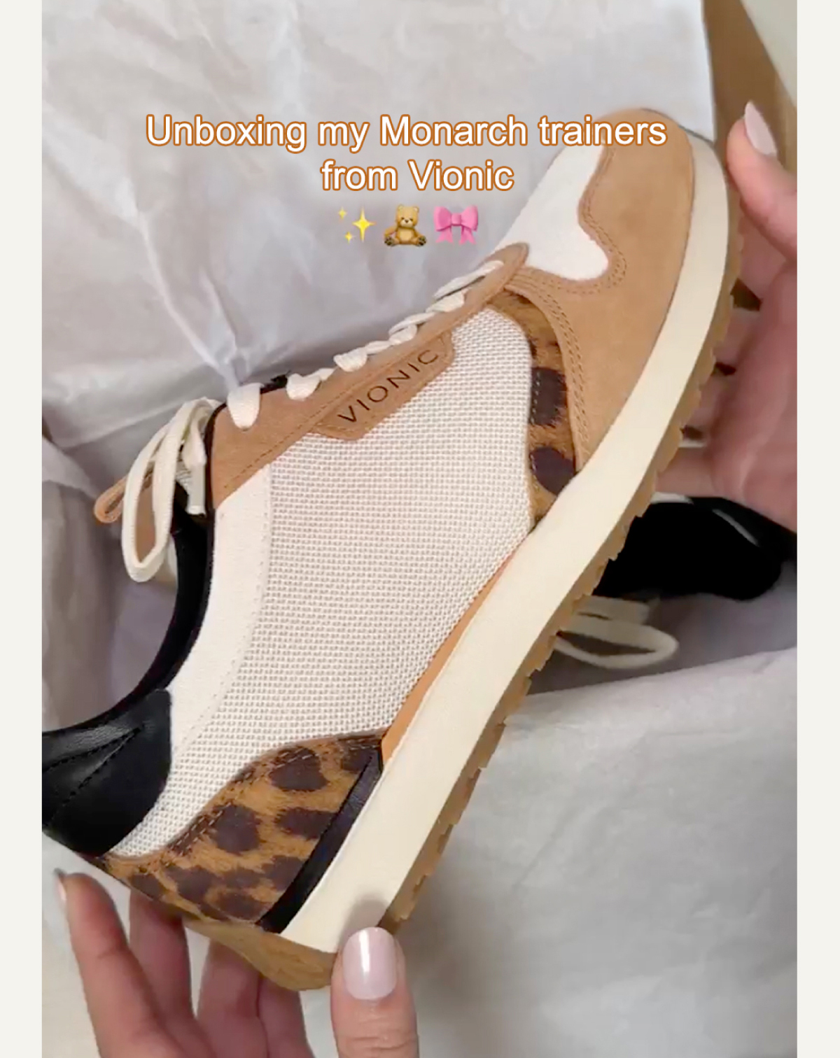 Unboxing my Monarch trainers from Vionic.